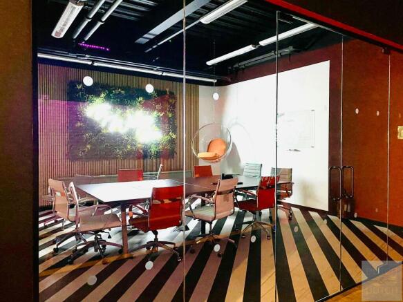 Studio 6 meeting room.jpg