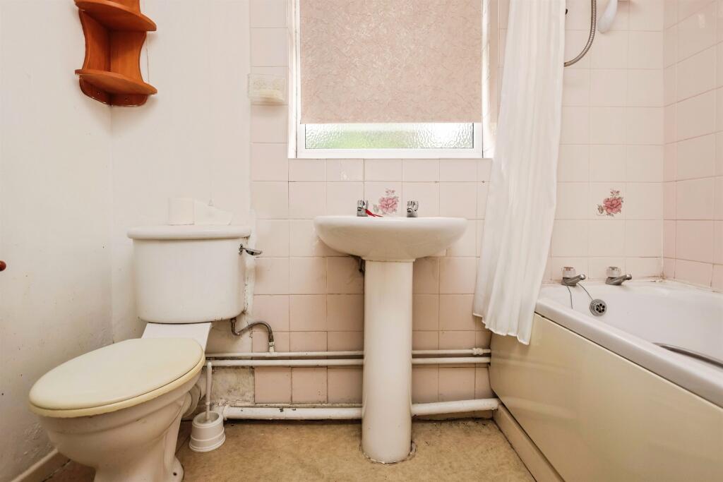 Additional image 11 of Apperley Way, Halesowen