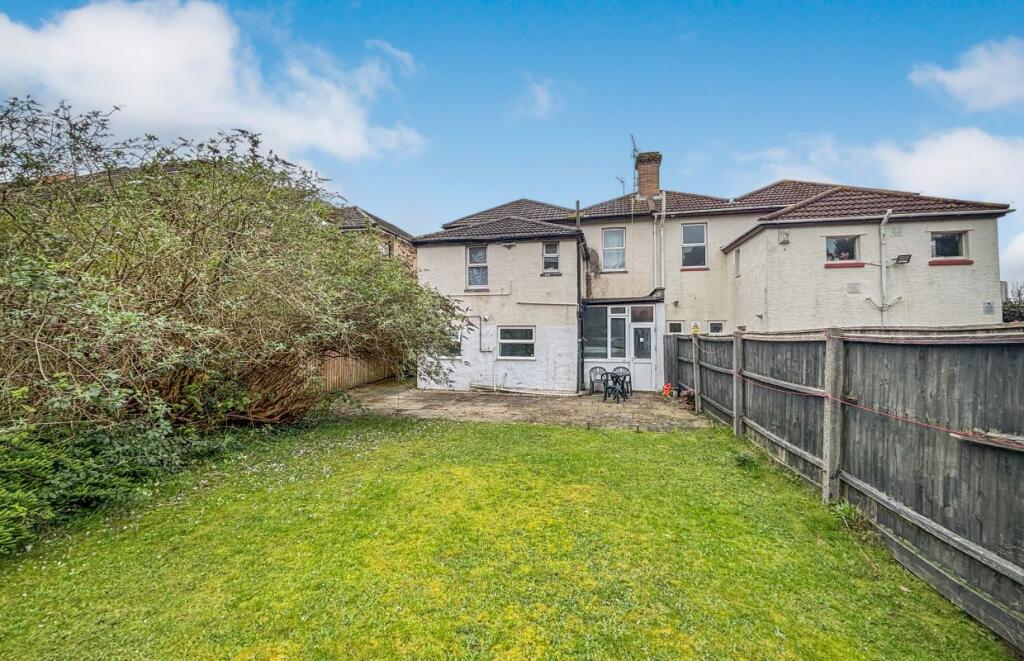 Additional image 2 of 18 St. Swithuns Road South, Bournemouth, Dorset, BH1 3RQ