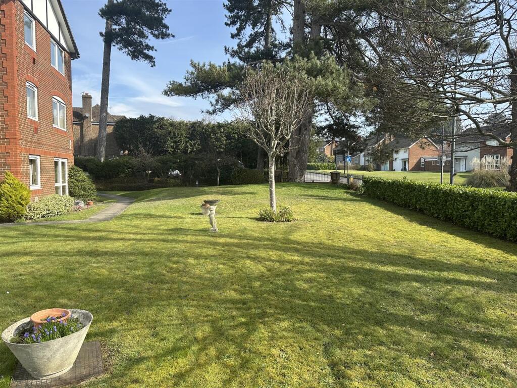 Barden Court, St. Lukes Avenue, Maidstone - View 2