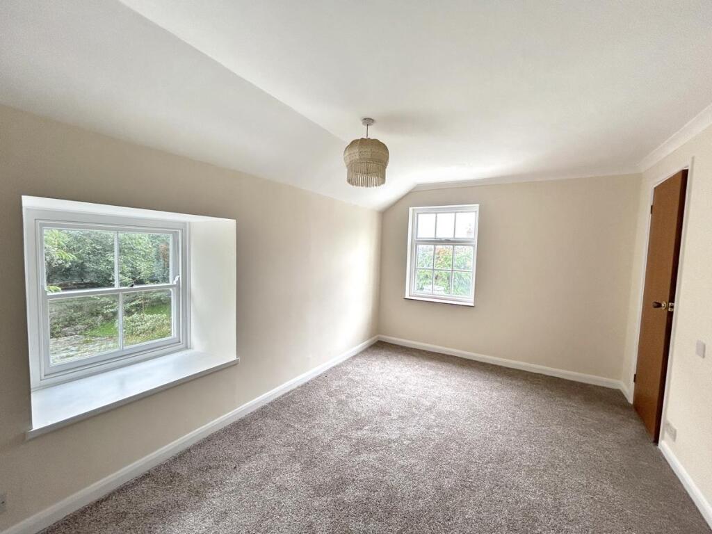 House in Truro - View 5
