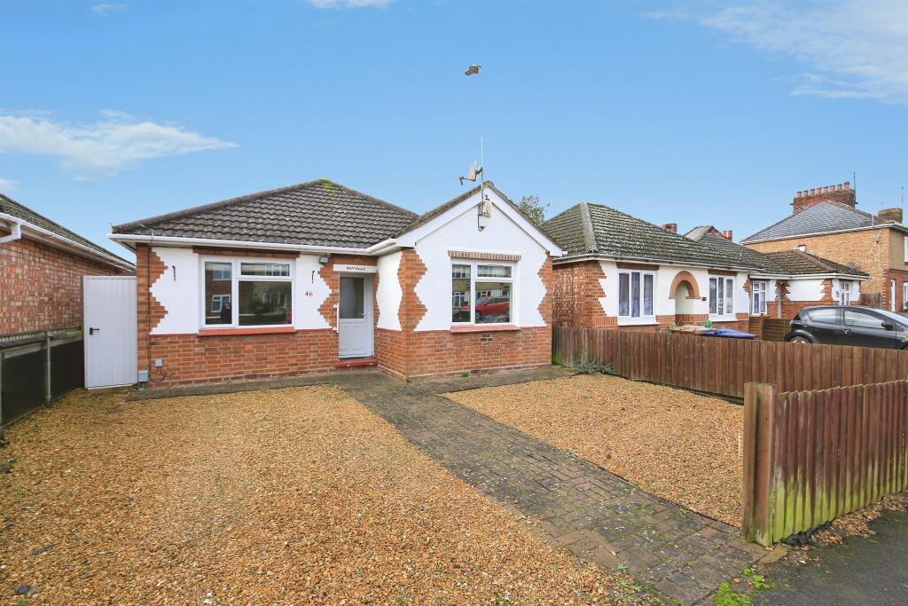 2-bed bungalow on Boyces Road, Wisbech, £180,000