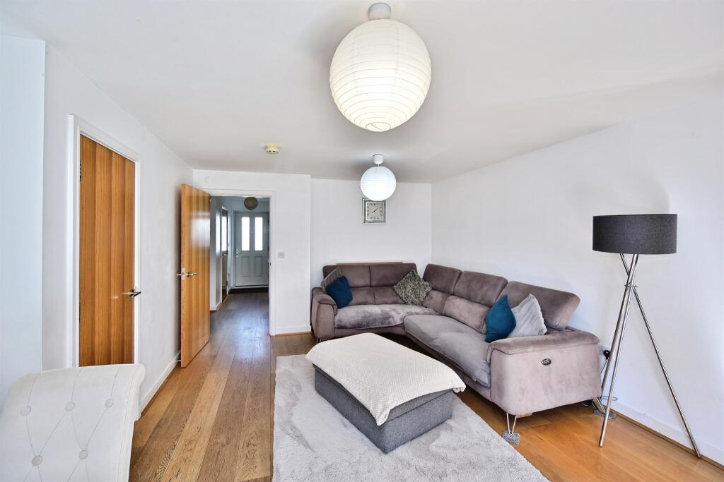 Main image of property: Crossfield Walk, Snodland