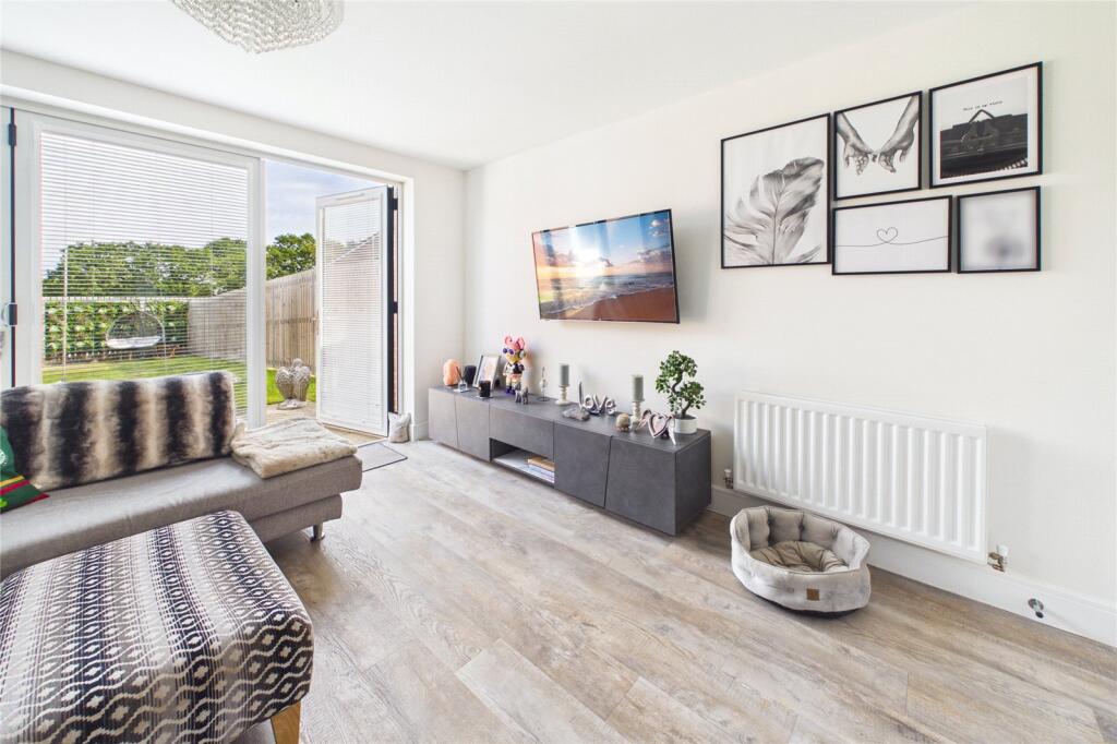 House in Stockton-on-Tees - More