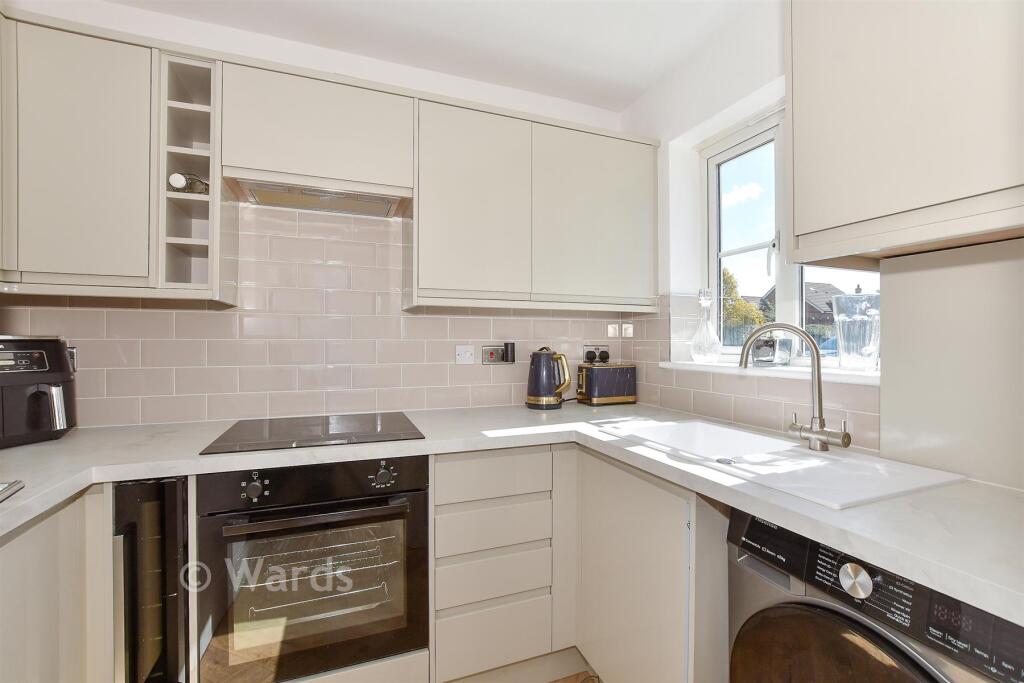 House in Canterbury - View 3