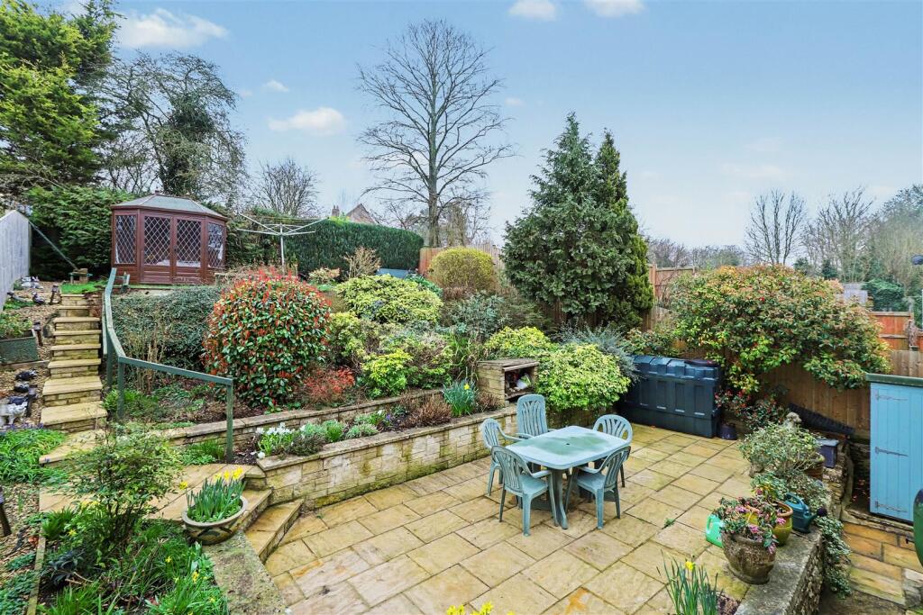 House in West Oxfordshire, Fulbrook - View 3