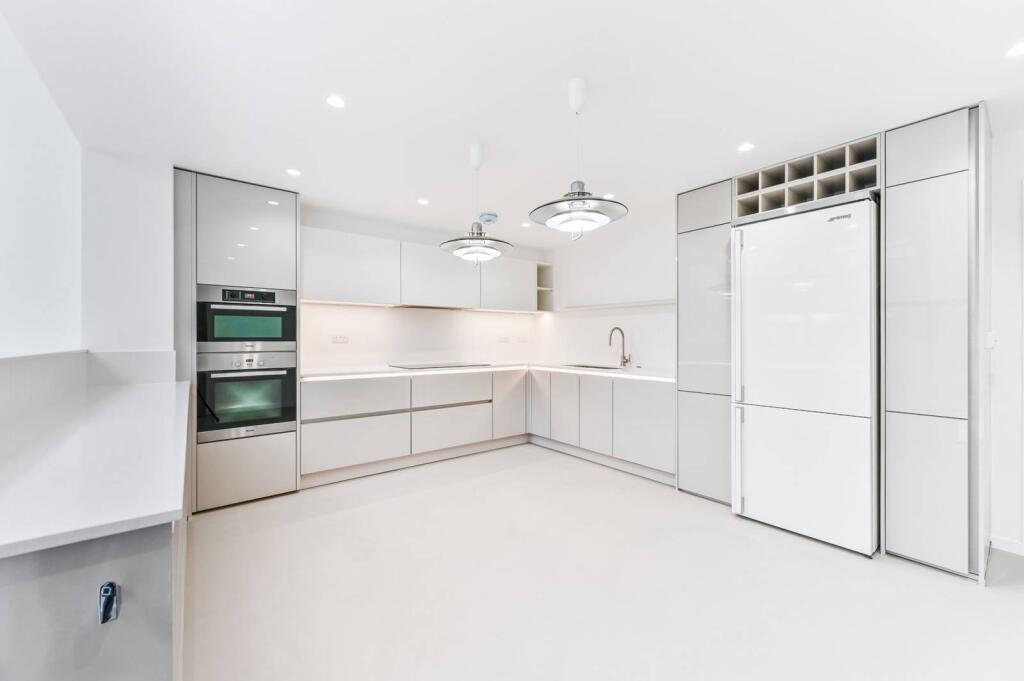 Main image of property: Pittville Gardens, London, SE25, South Norwood, London, SE25