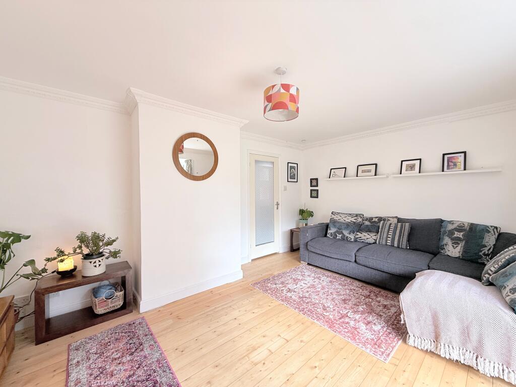 House in Bathgate, Ballencrieff Toll - View 4