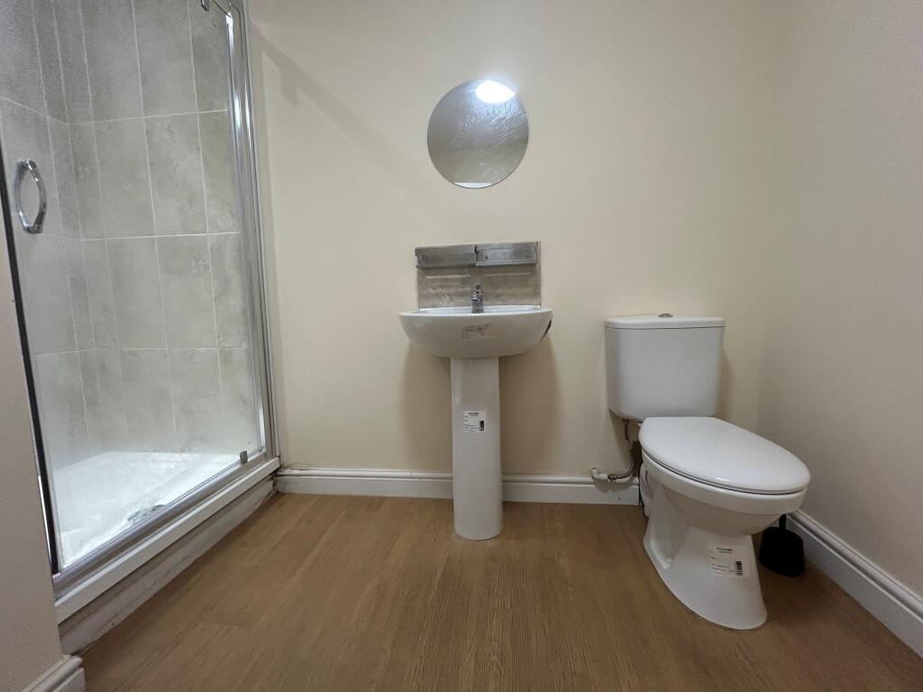 Apartment in Bristol, The Triangle, Clifton - More