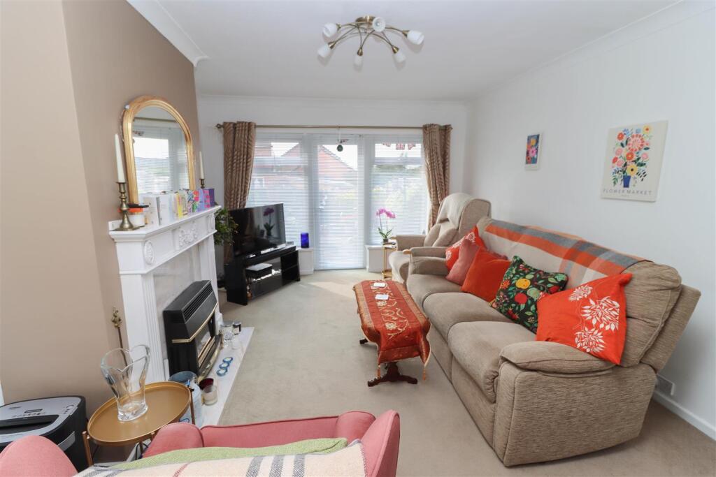 Chantry Drive, Wideopen photo 2