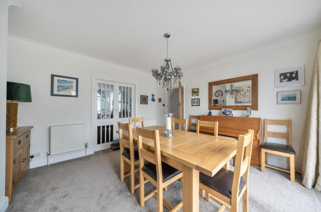 Trent Road, Goring-by-Sea, Worthing, West Sussex, BN12 photo 3