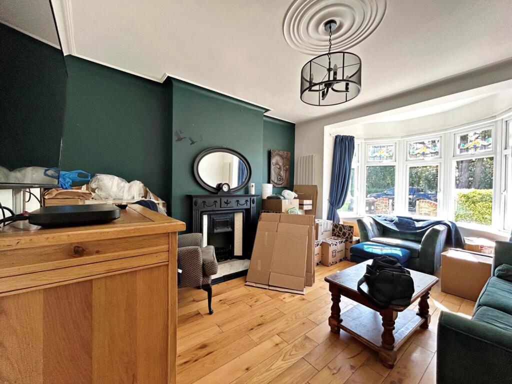 House in Southend-on-Sea - View 4