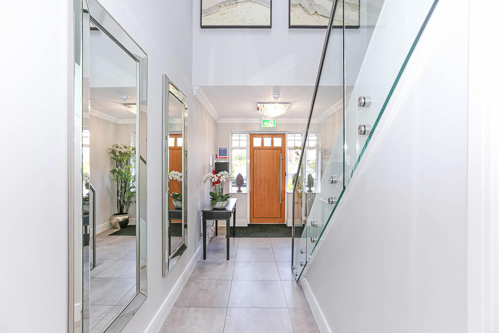 Additional image 21 of Whitegates, 334 Warwick Road, Solihull