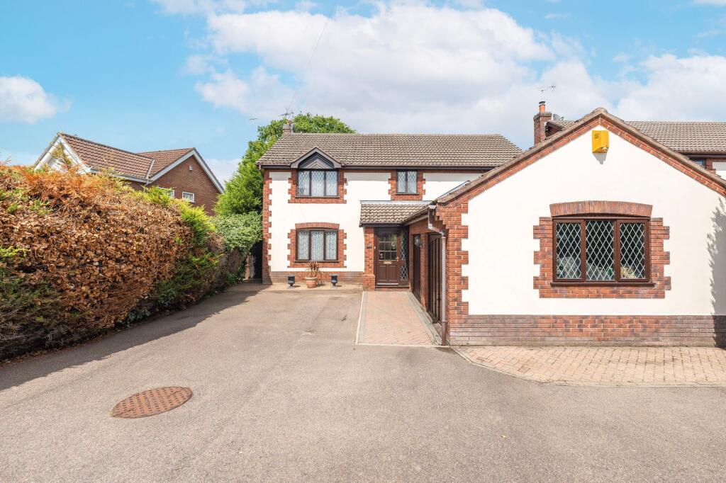 Main image of property: Oulton Road North, Lowestoft