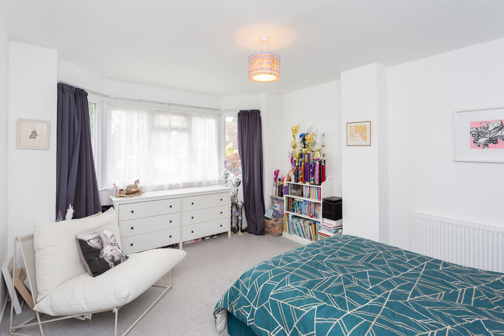 House in Harpenden, Wood End - More