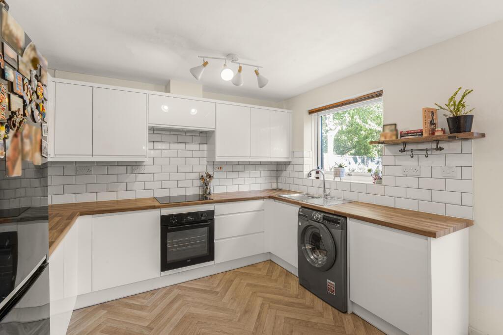 House in York - View 4