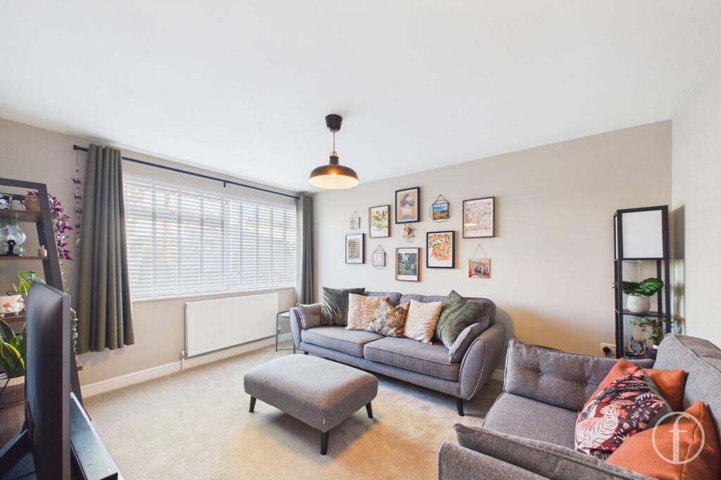 Oaklands Way, Fareham, PO14 - View 3