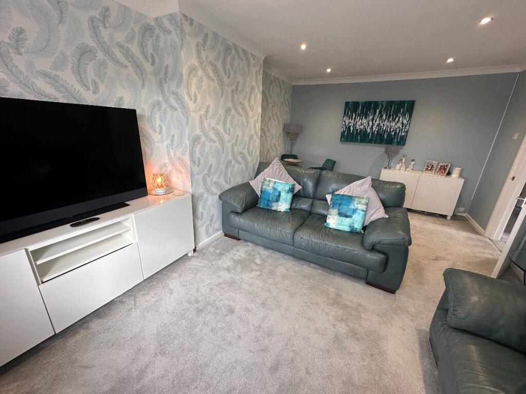 West Crescent, Canvey Island photo 4