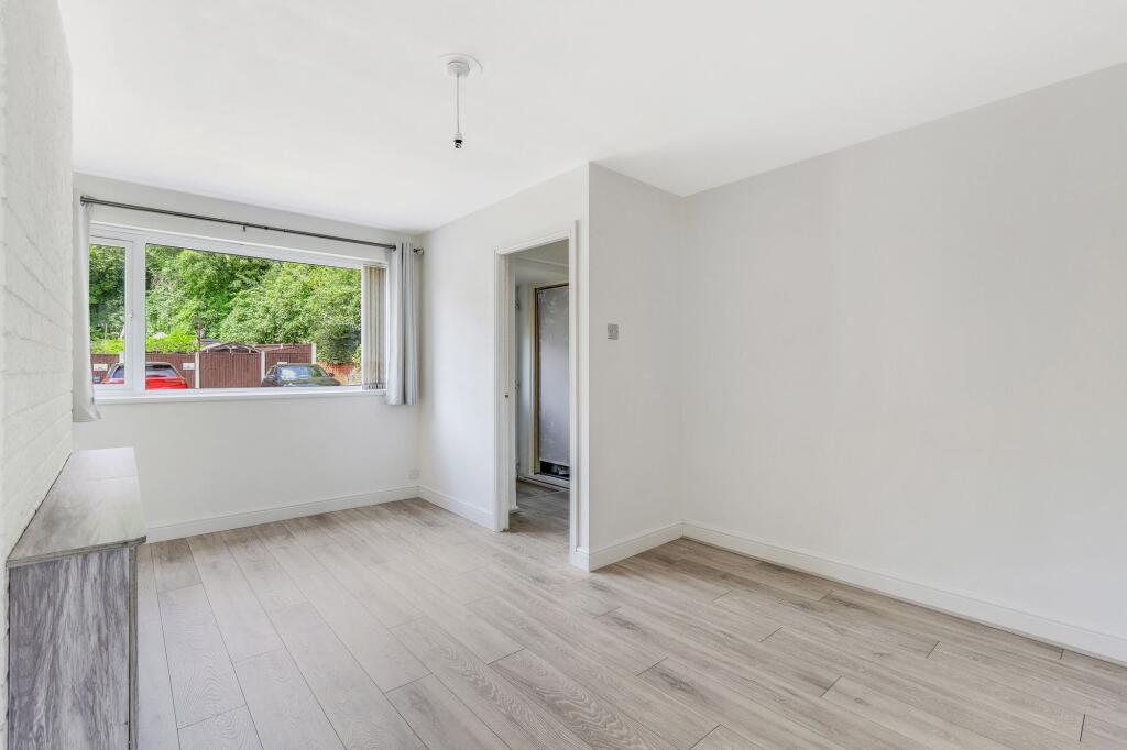 House in Nottingham, Carlton - View 3