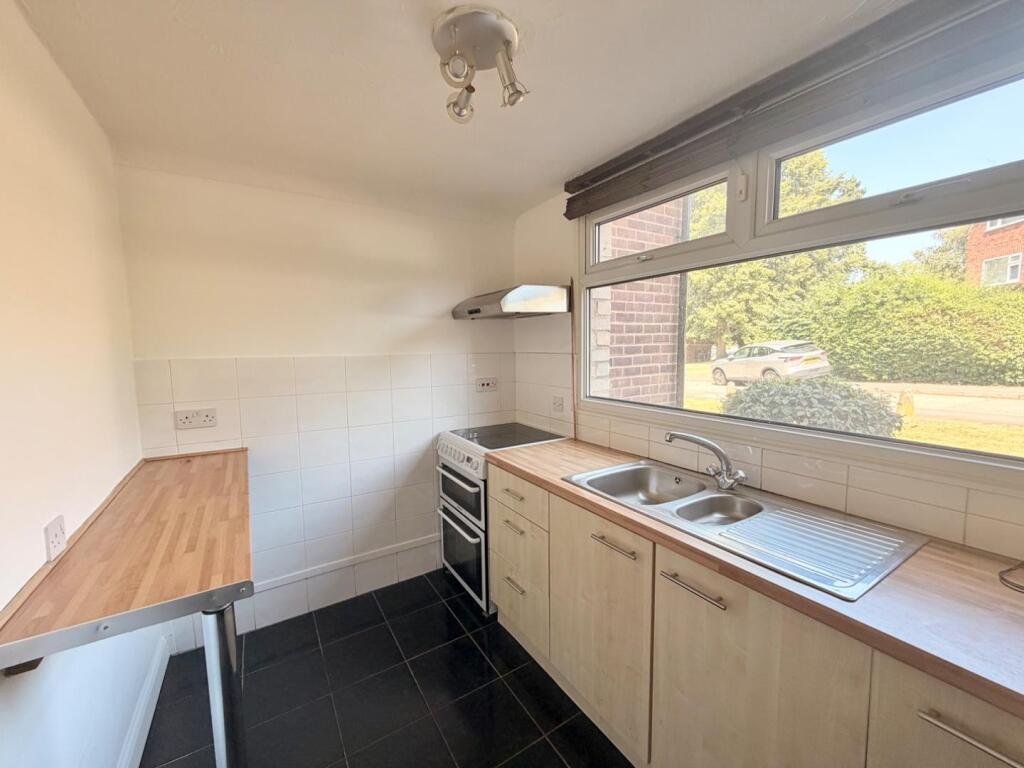 Apartment in North Warwickshire, Water Orton - View 5