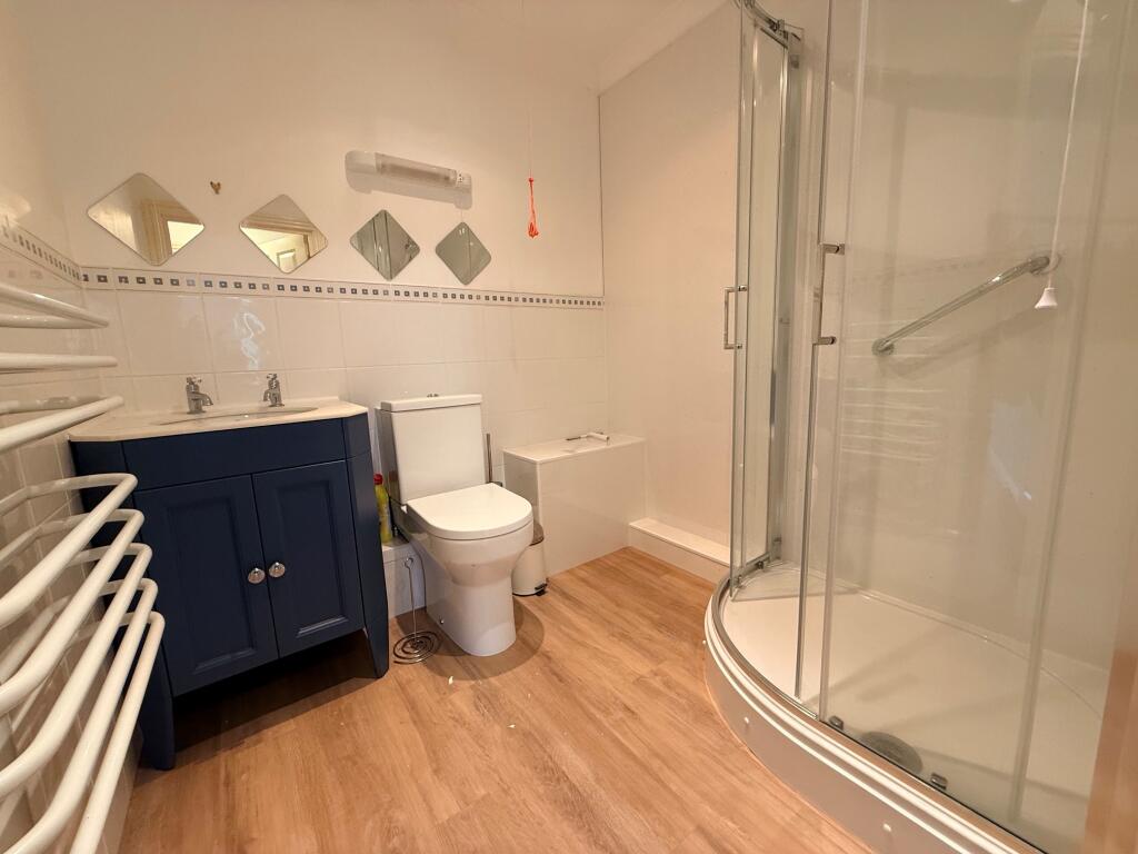 Apartment in Bath - More