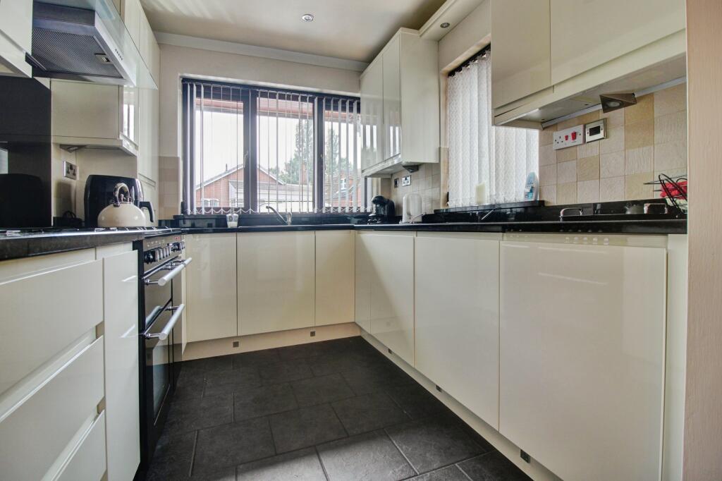 House in Walsall - View 5