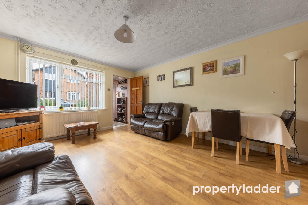 130 Chestnut Avenue photo 4