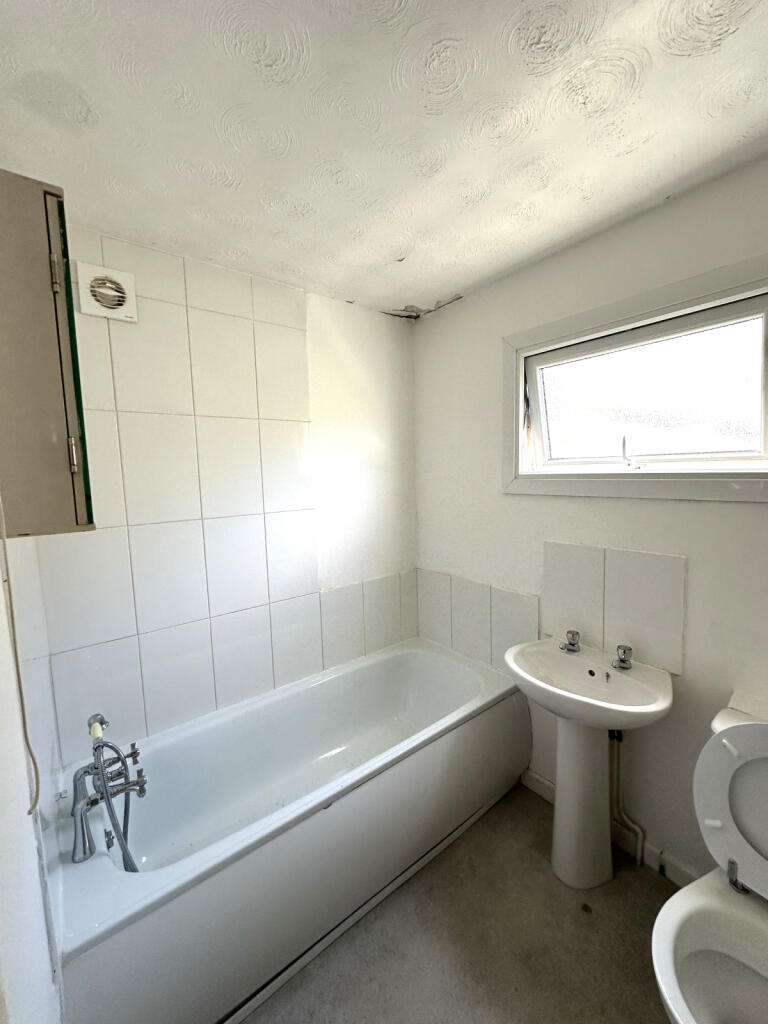 House in Exeter - View 4