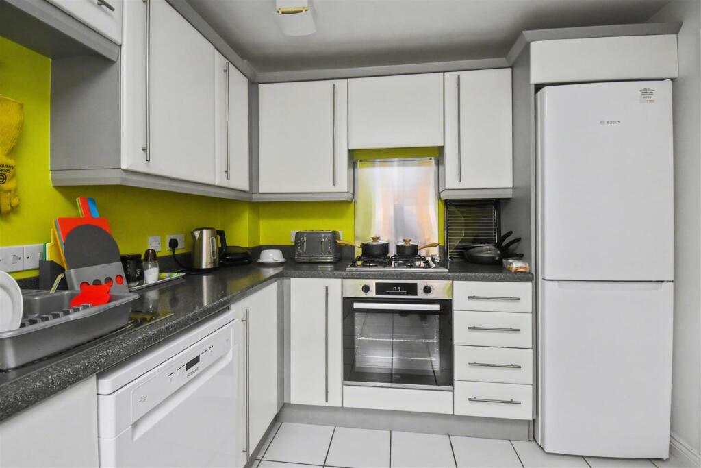 House in Great Oakley, Danesholme - View 2