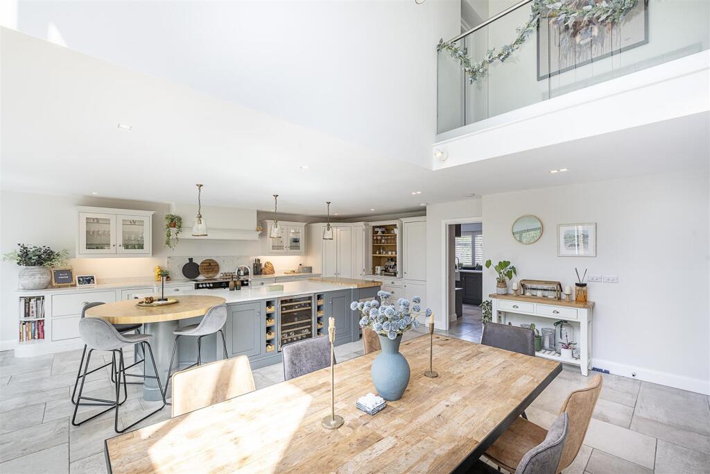 House in St Albans, Fleetville - View 2