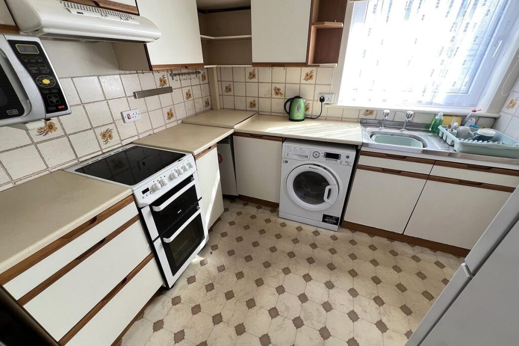 Apartment in Portsmouth - View 5