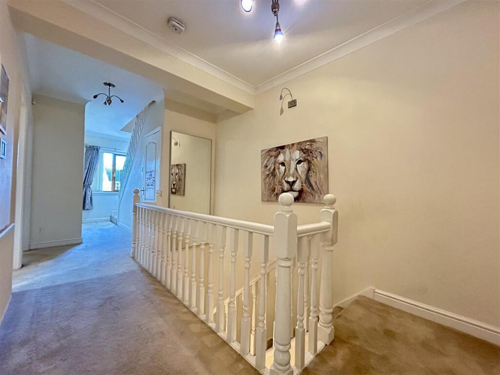 Additional image 12 of Ross, Rowley Regis