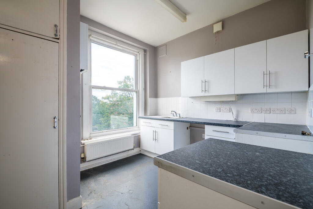 Apartment in London - More