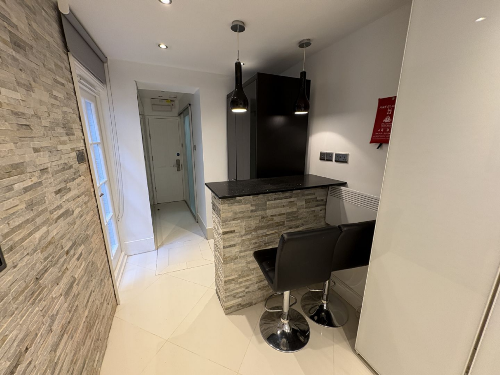 Main image of property: Studio Flat B1, 197 Gloucester Place, Baker Street NW1 6BU