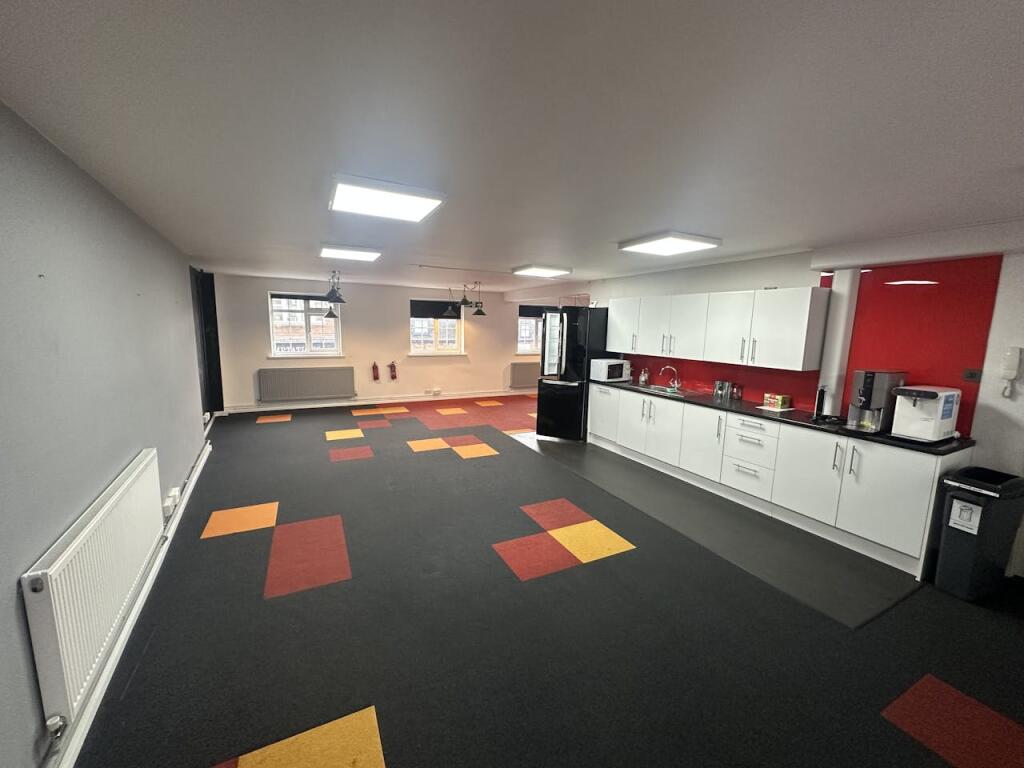 Additional image 5 of Greville House, High St, Knowle, B93 0LN