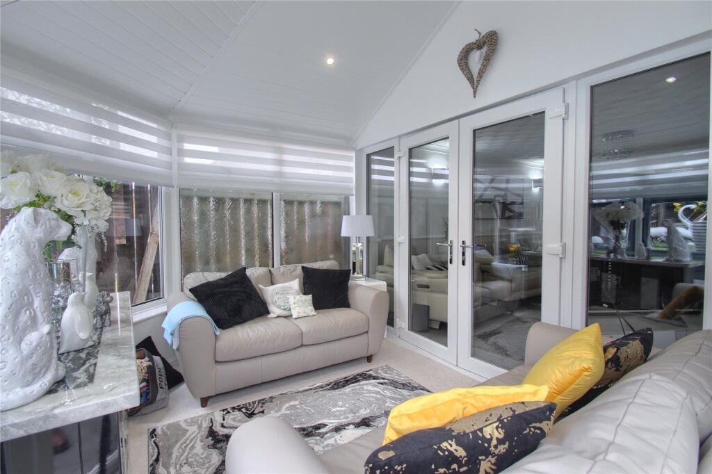 House in Stockton-on-Tees - More