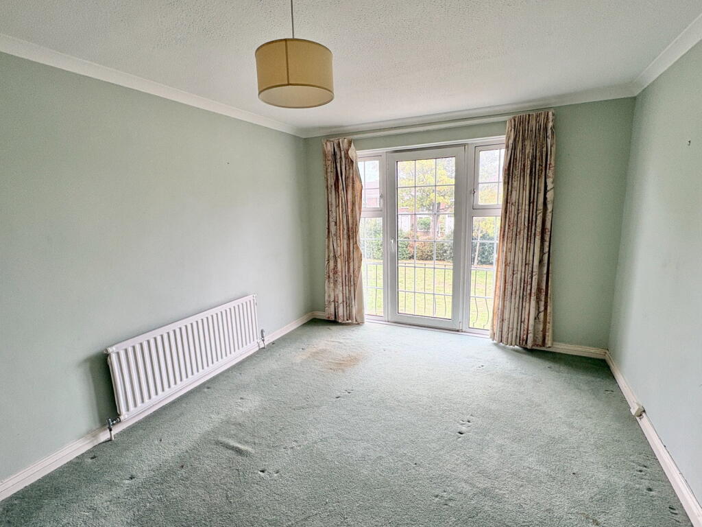 House in Portsmouth - More