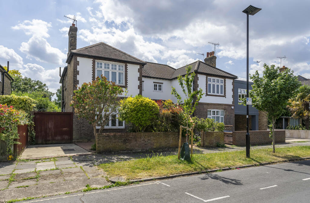 Main image of property: Lawford Road, London, W4