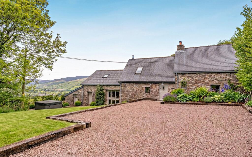 Main image of property: Hillside, Llangattock, Crickhowell, Powys, NP8