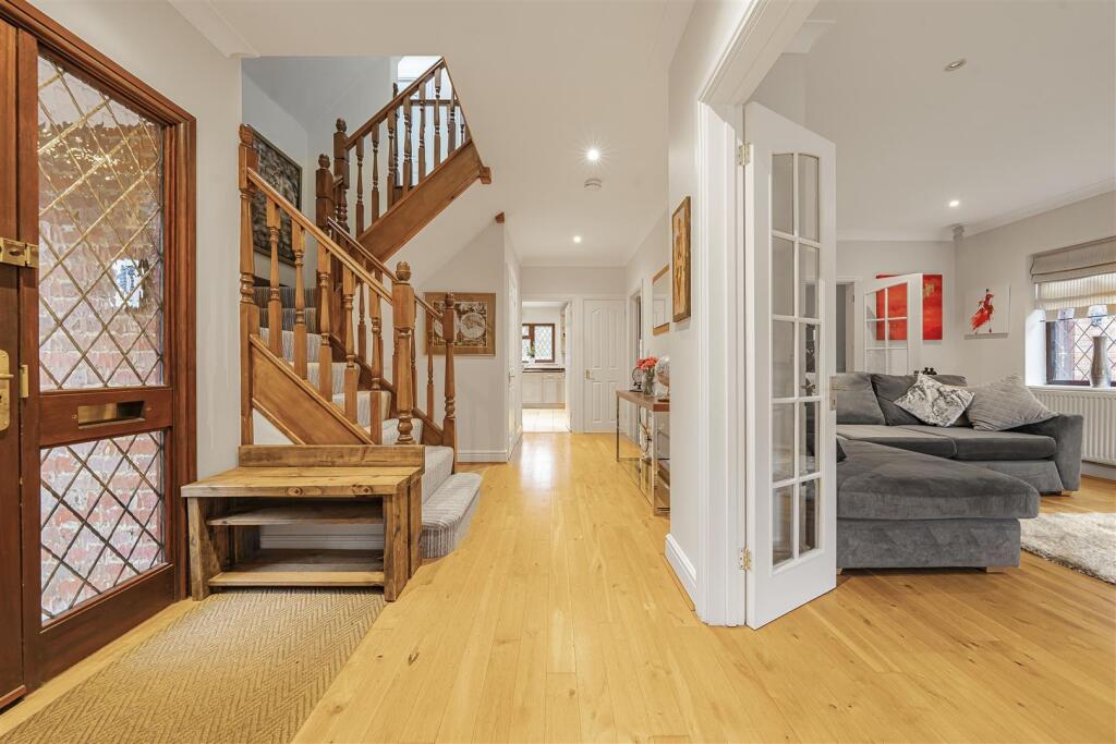 Additional image 2 of Hampstead Close, Bricket Wood, St. Albans