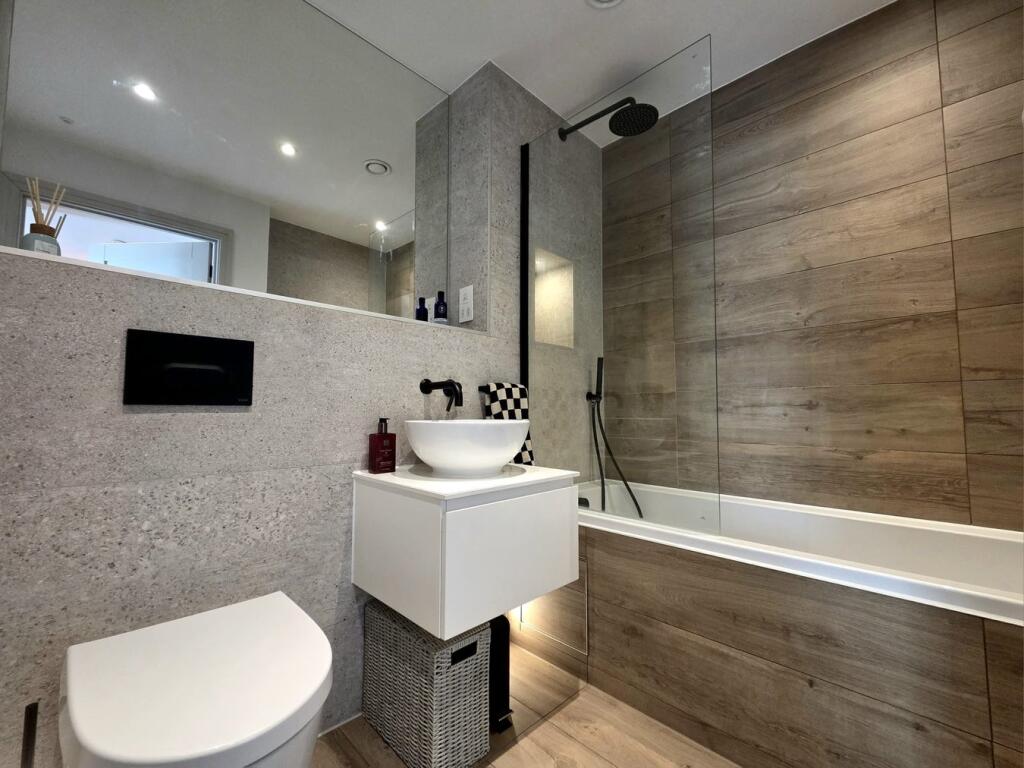 Additional image 7 of The Cosmopolitan  1-3 Commercial Road, Lower Parkstone, BH14