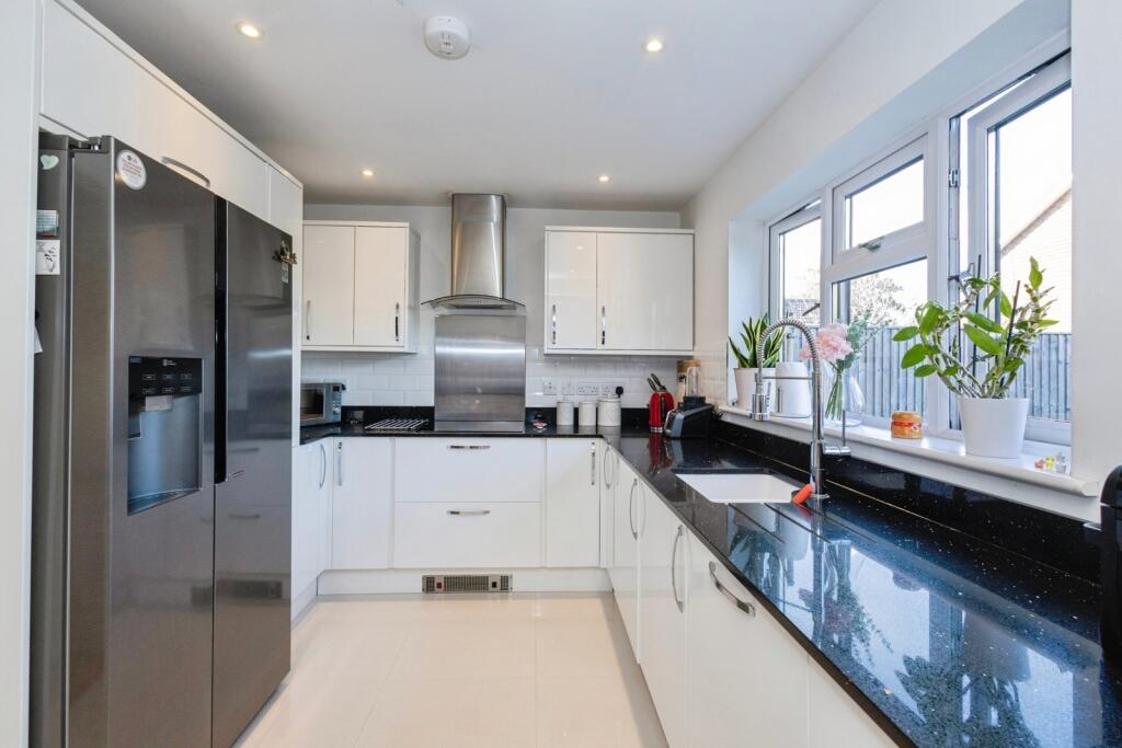 House in Portsmouth - View 5