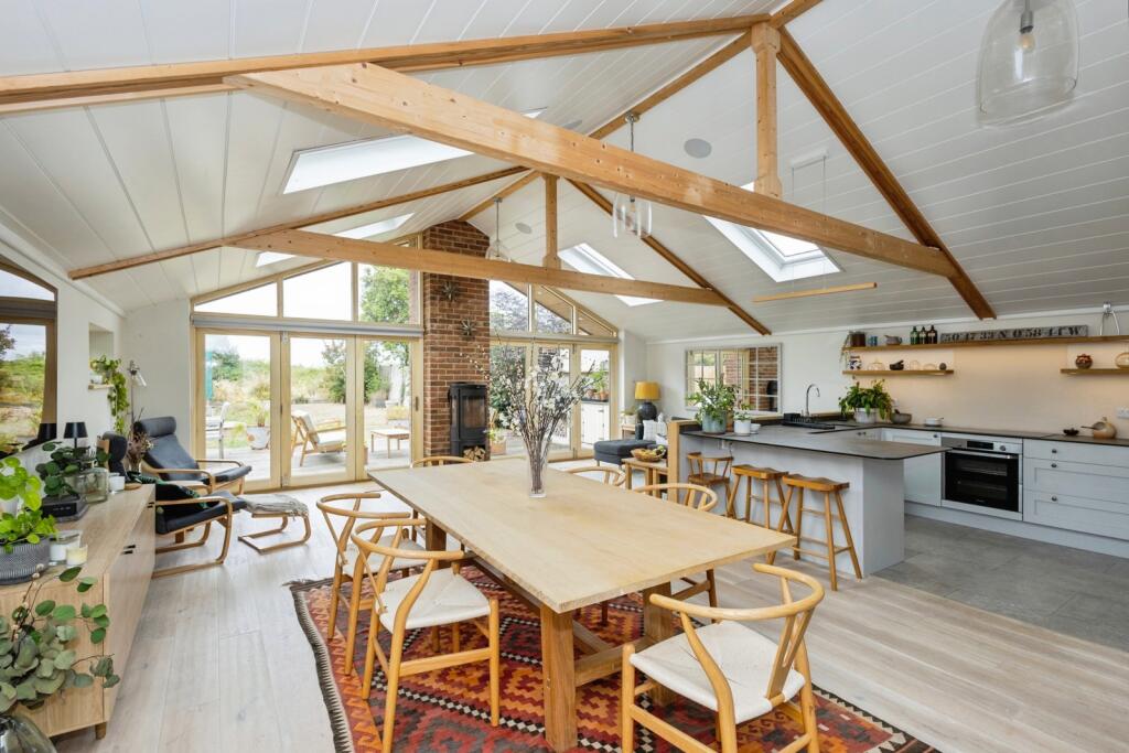 House in Portsmouth - View 3