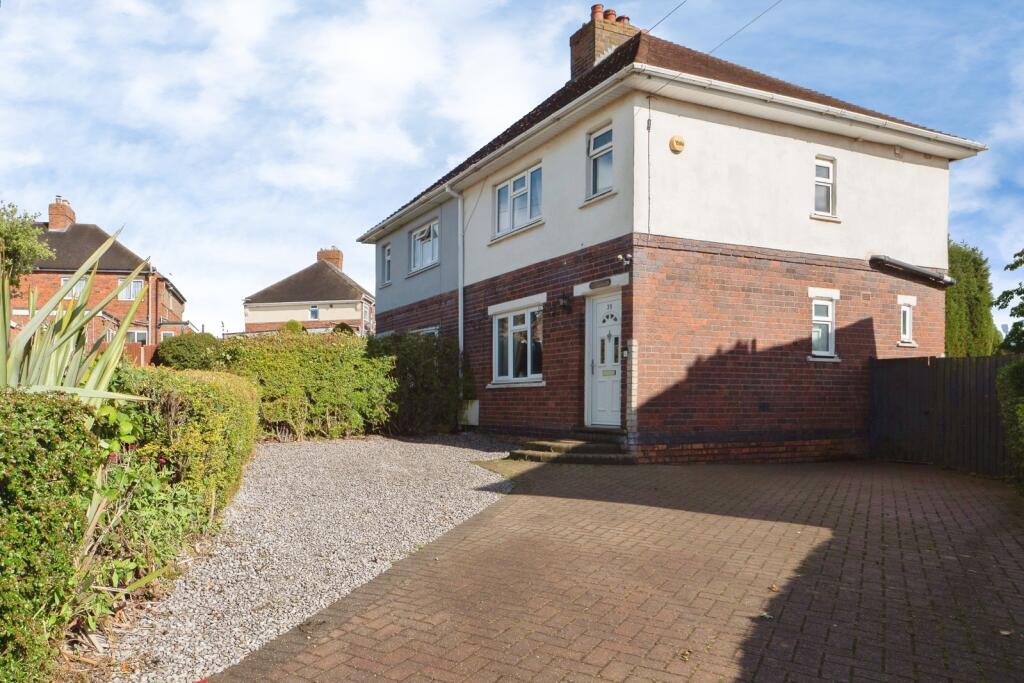 Main image of property: Bailey Avenue, Hockley, Tamworth, Staffordshire, B77