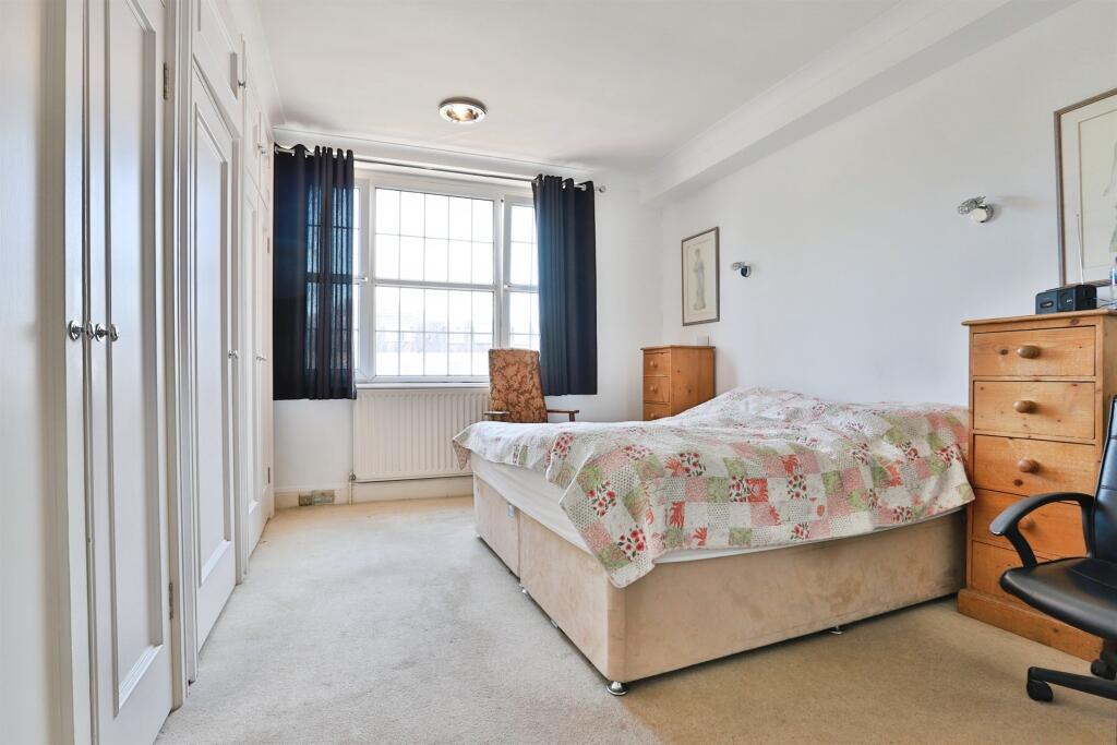 Apartment in Bournemouth - View 4