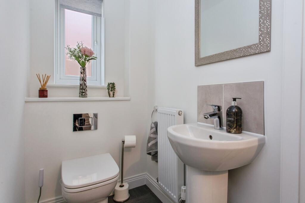 House in Chorley, Jubilee Gardens, Euxton - More