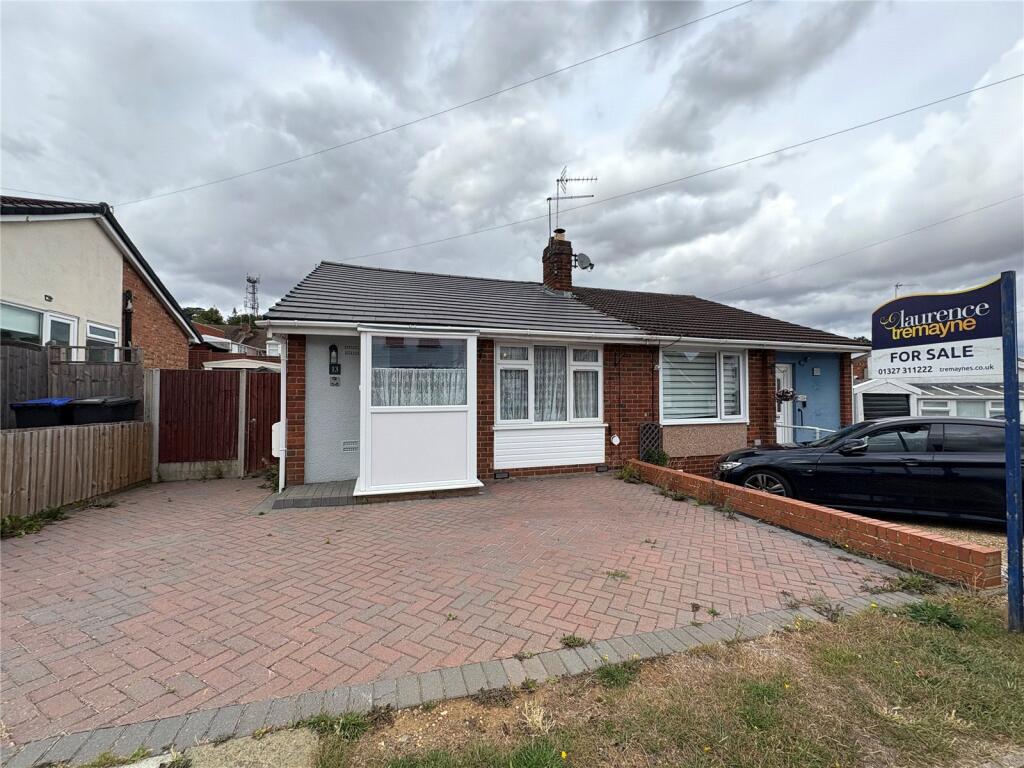 Main image of property: The Willows, DAVENTRY, Northamptonshire, NN11