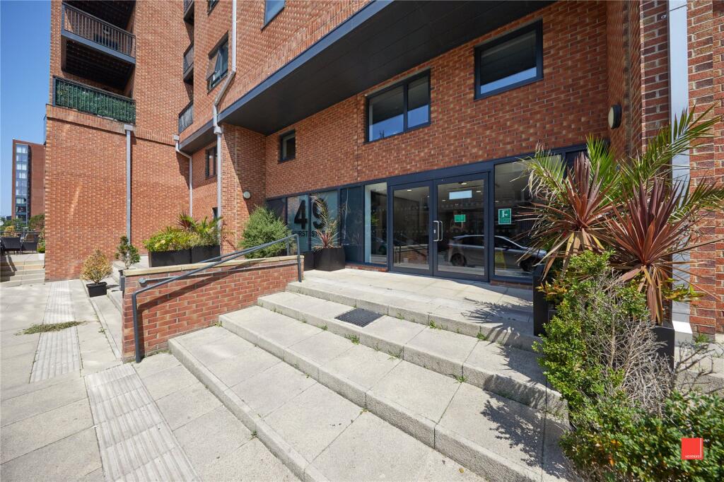 Apartment in Liverpool - View 2