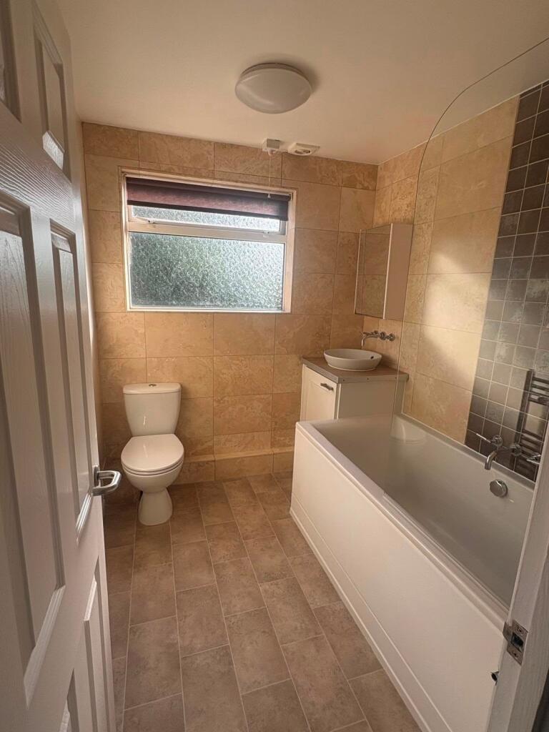 House in Bath - View 4