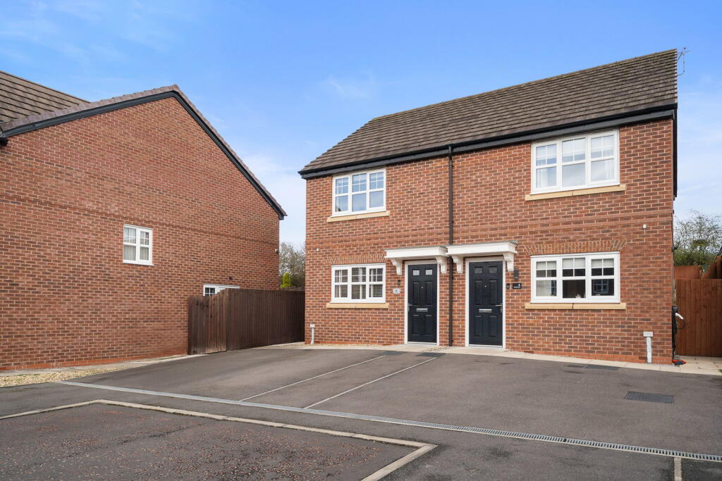 Main image of property: Jarrow Close, Skelmersdale, WN8 6EZ